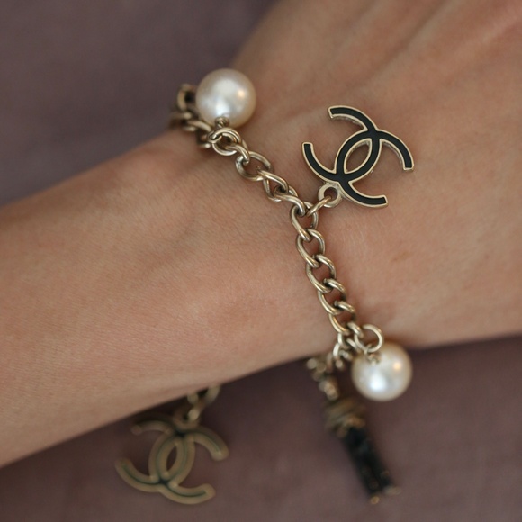 Chanel Bracelet - Picture 3 of 3